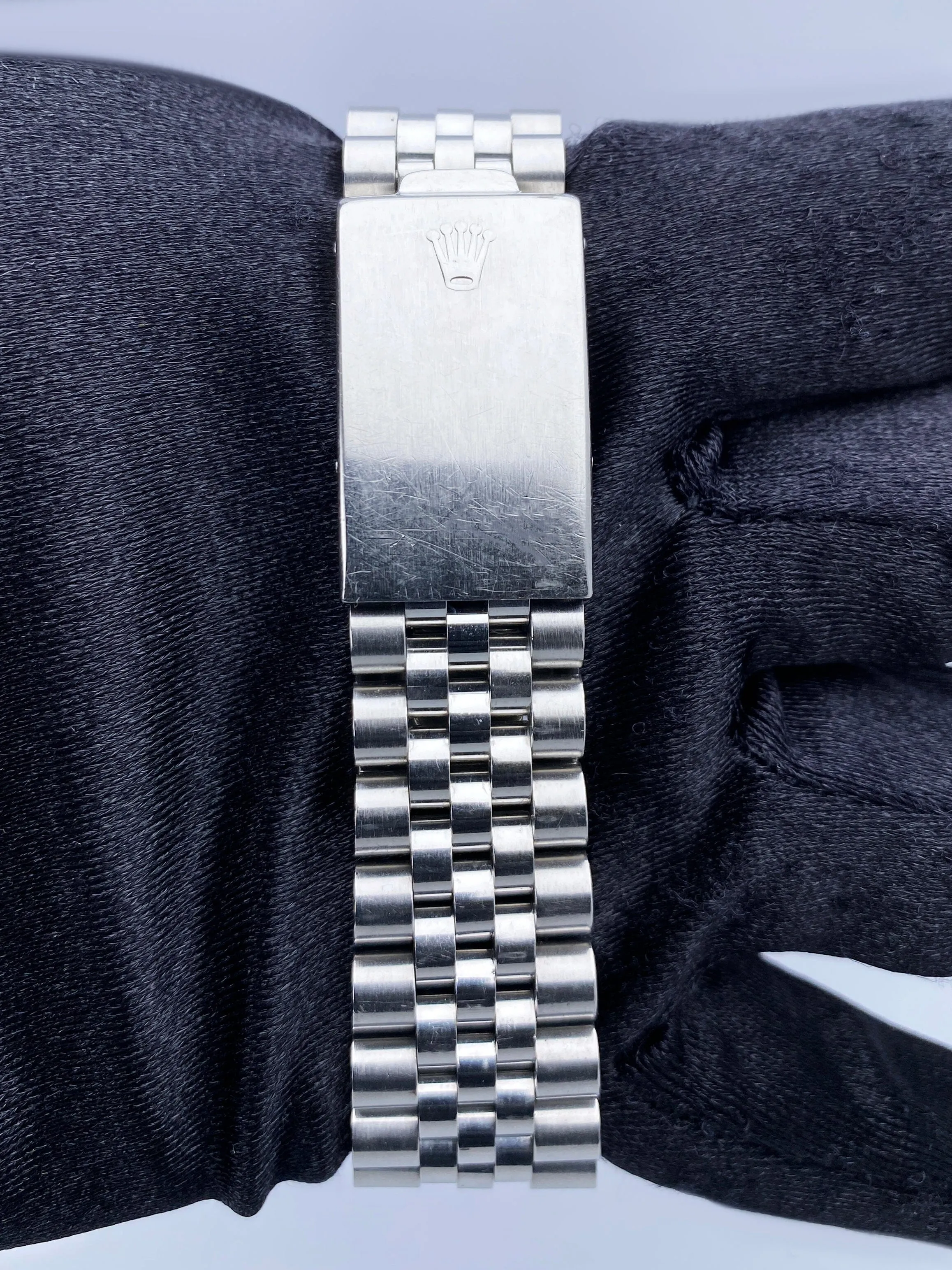 Rolex Datejust 16030 Silver Dial Mens Watch