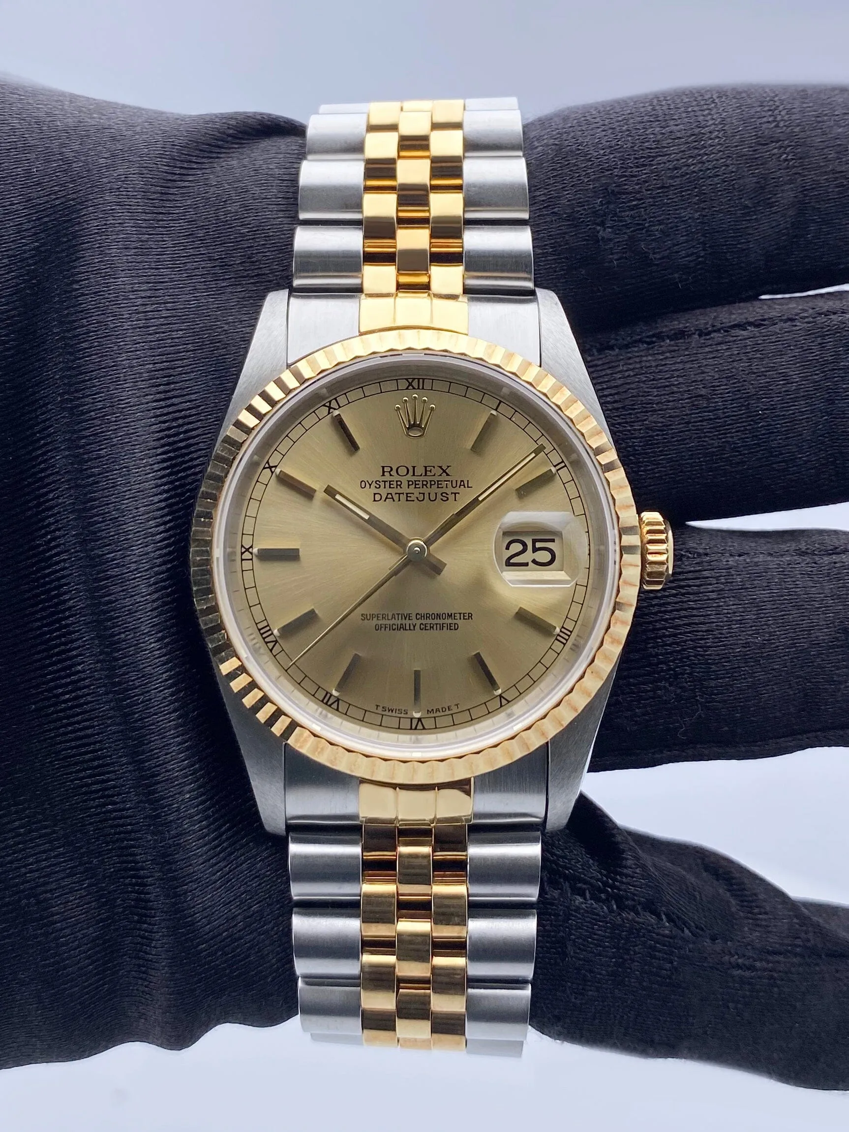 Rolex Datejust 16233 Champagne Dial Mens Watch