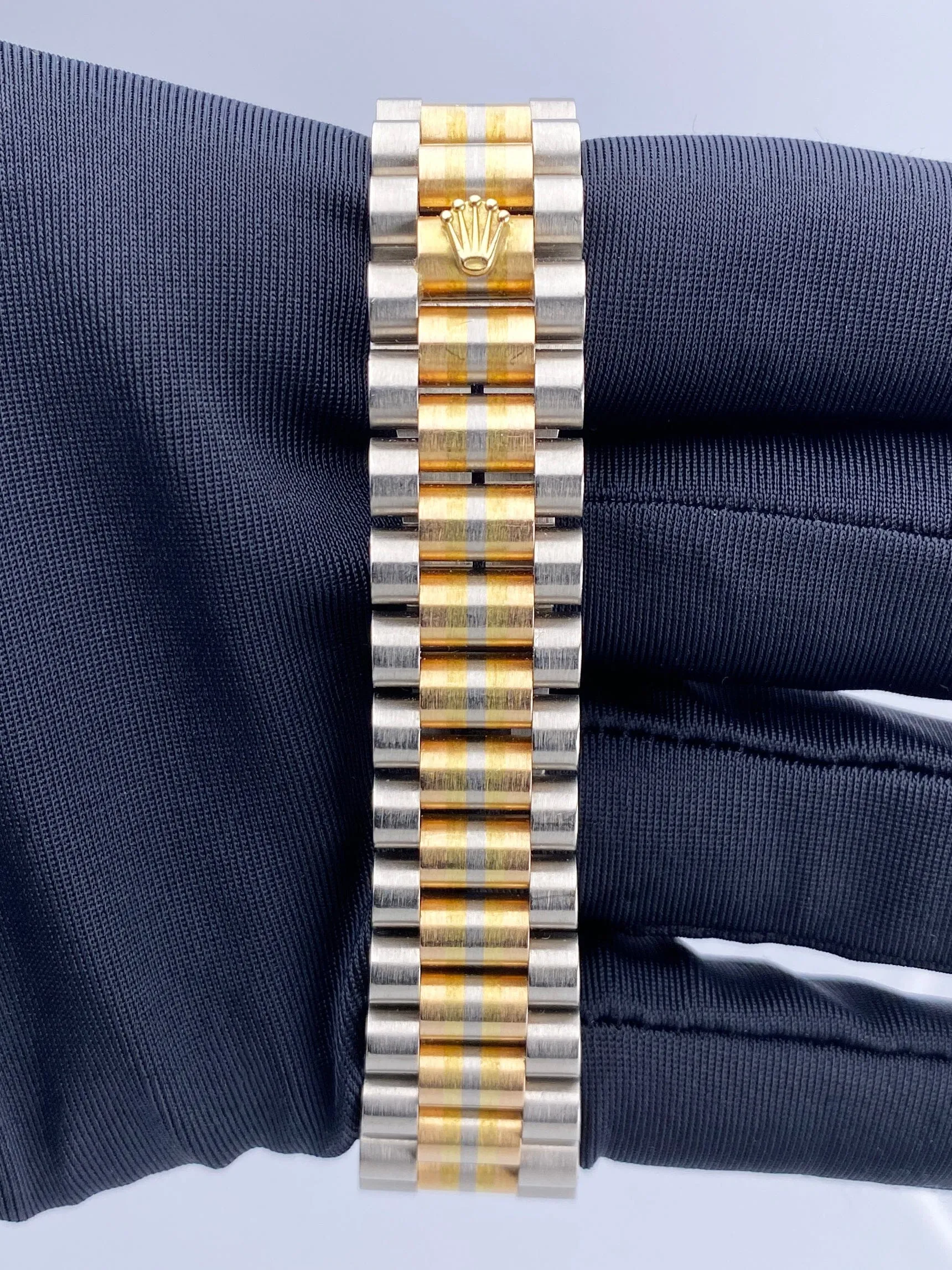Rolex Datejust 68289 Tridor Midsize Diamond Gray Dial Ladies Watch