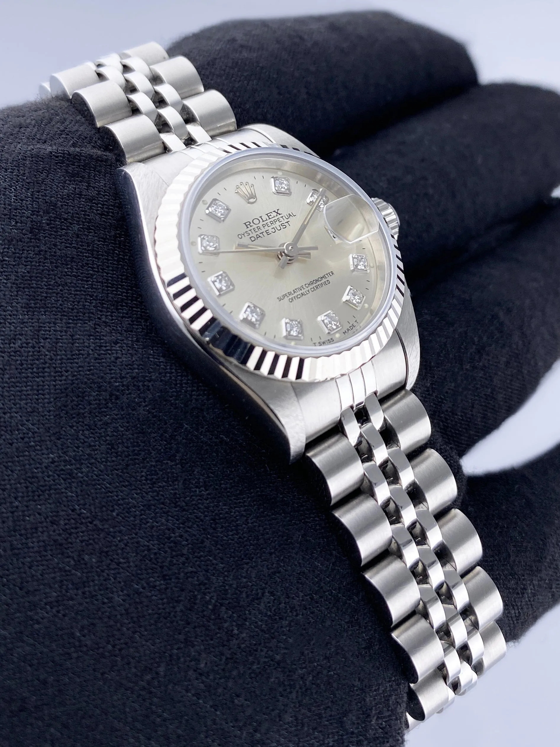 Rolex Datejust 69174 Diamond Sliver Dial Ladies Watch