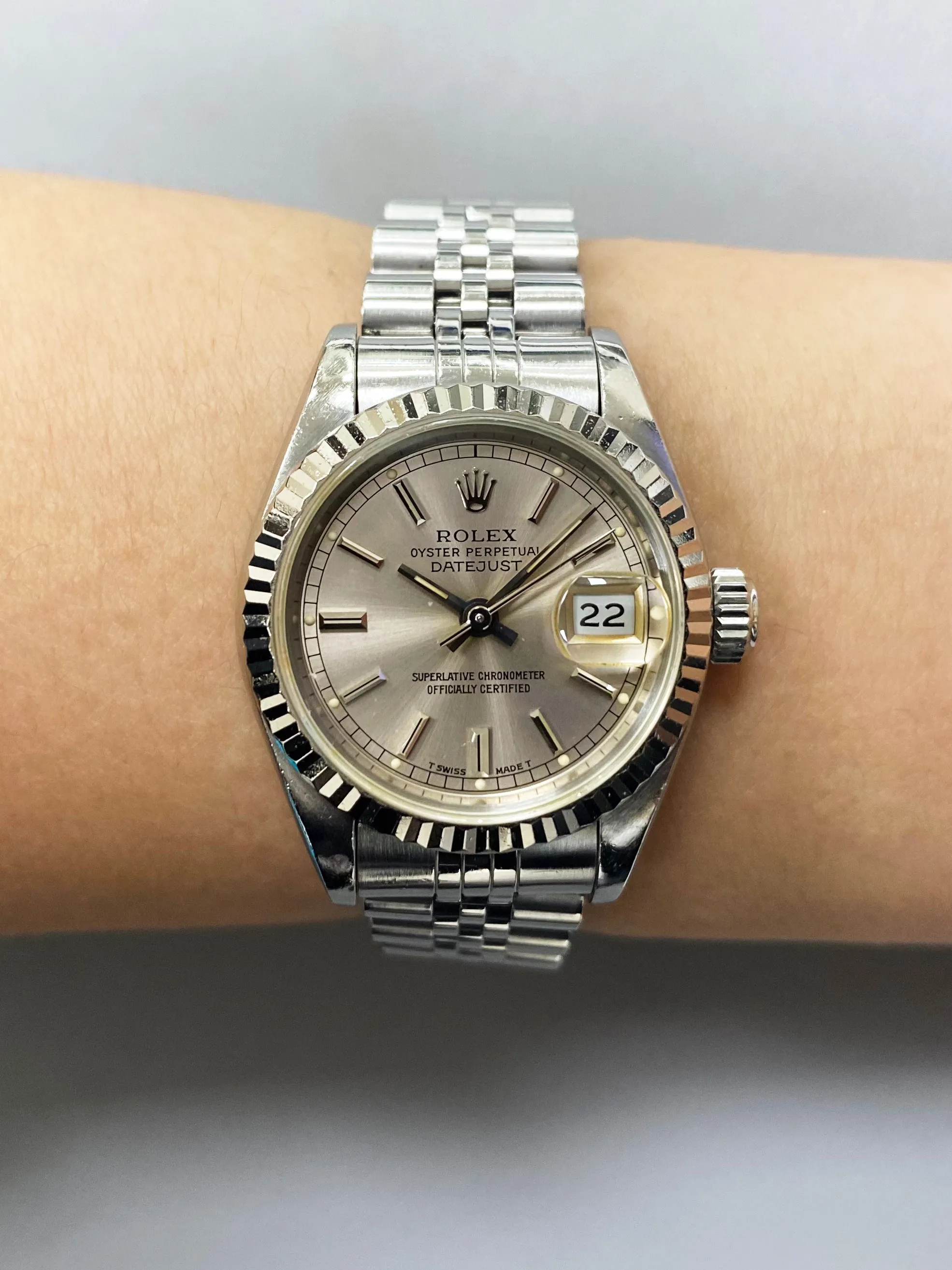 Rolex Datejust 69174 Sliver Dial Ladies Watch Box & Papers