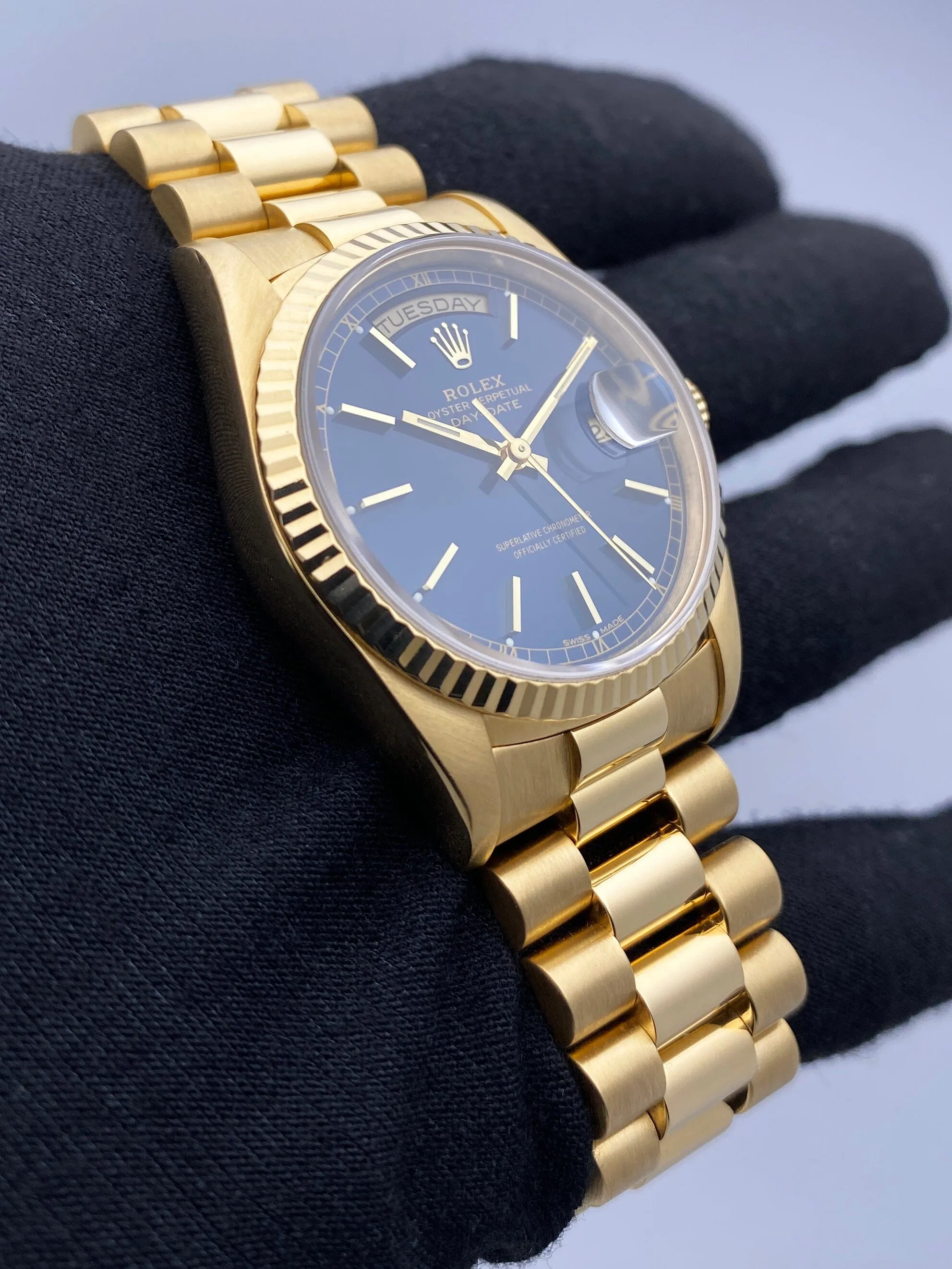 Rolex Day Date 18238 Blue Dial 18K Yellow Gold Mens Watch