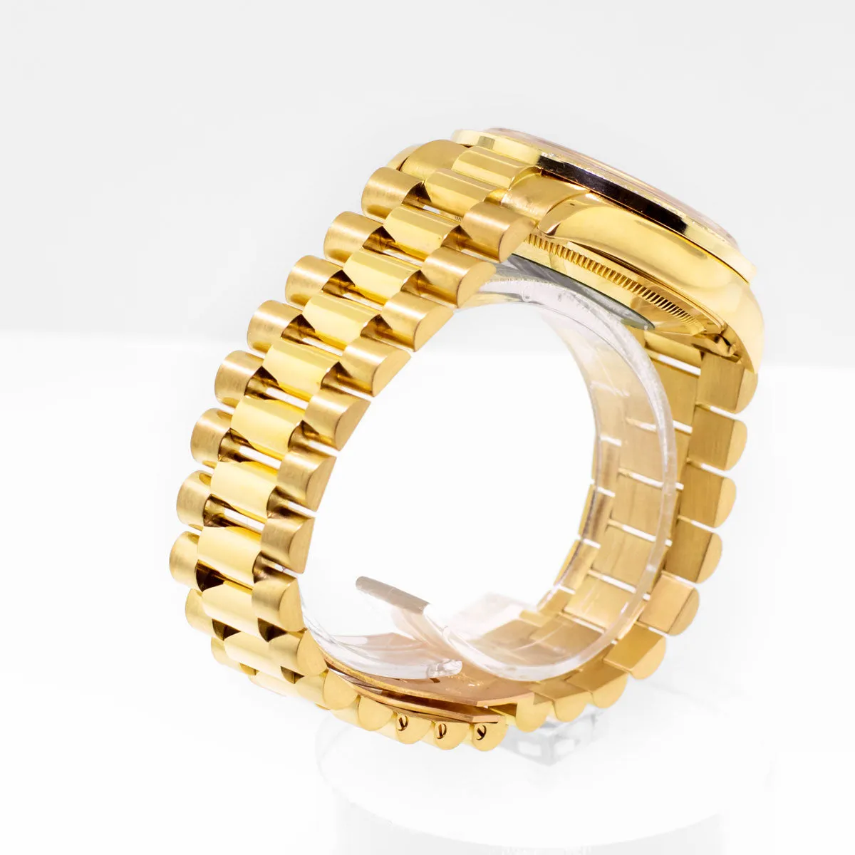 Rolex Day-Date 36mm Yellow Gold Champagne Jubilee Diamond Dial & Bezel 18238