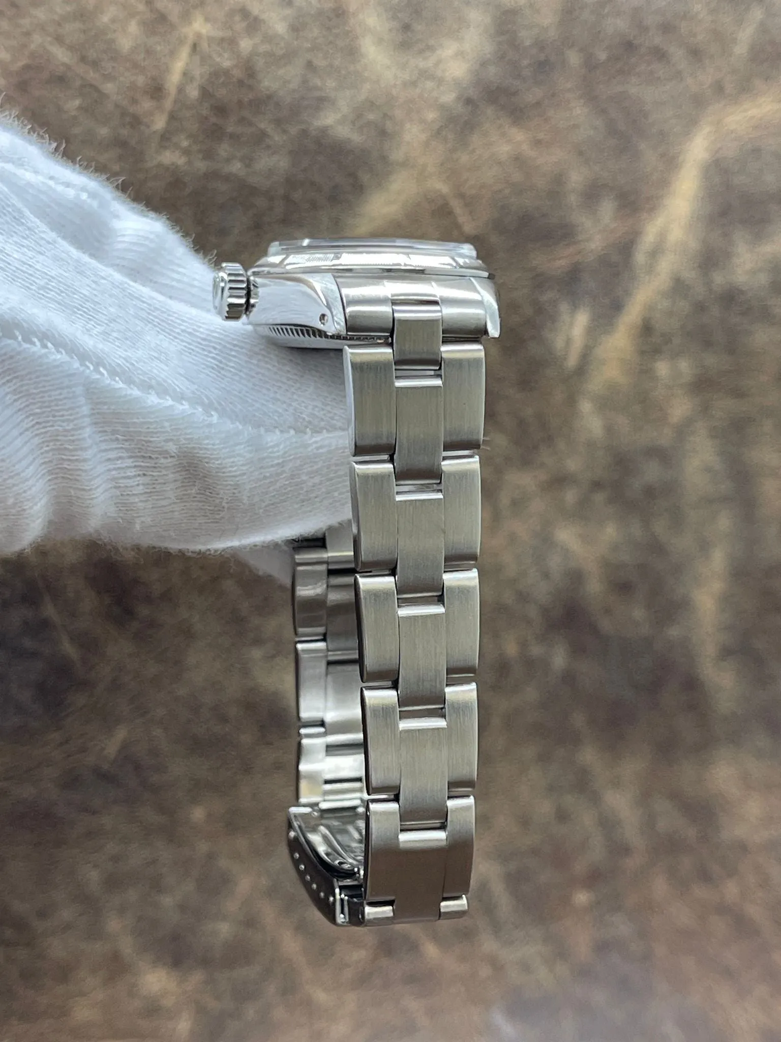 Rolex Oyster Perpetual 6723 Silver Dial Automatic Women's Watch