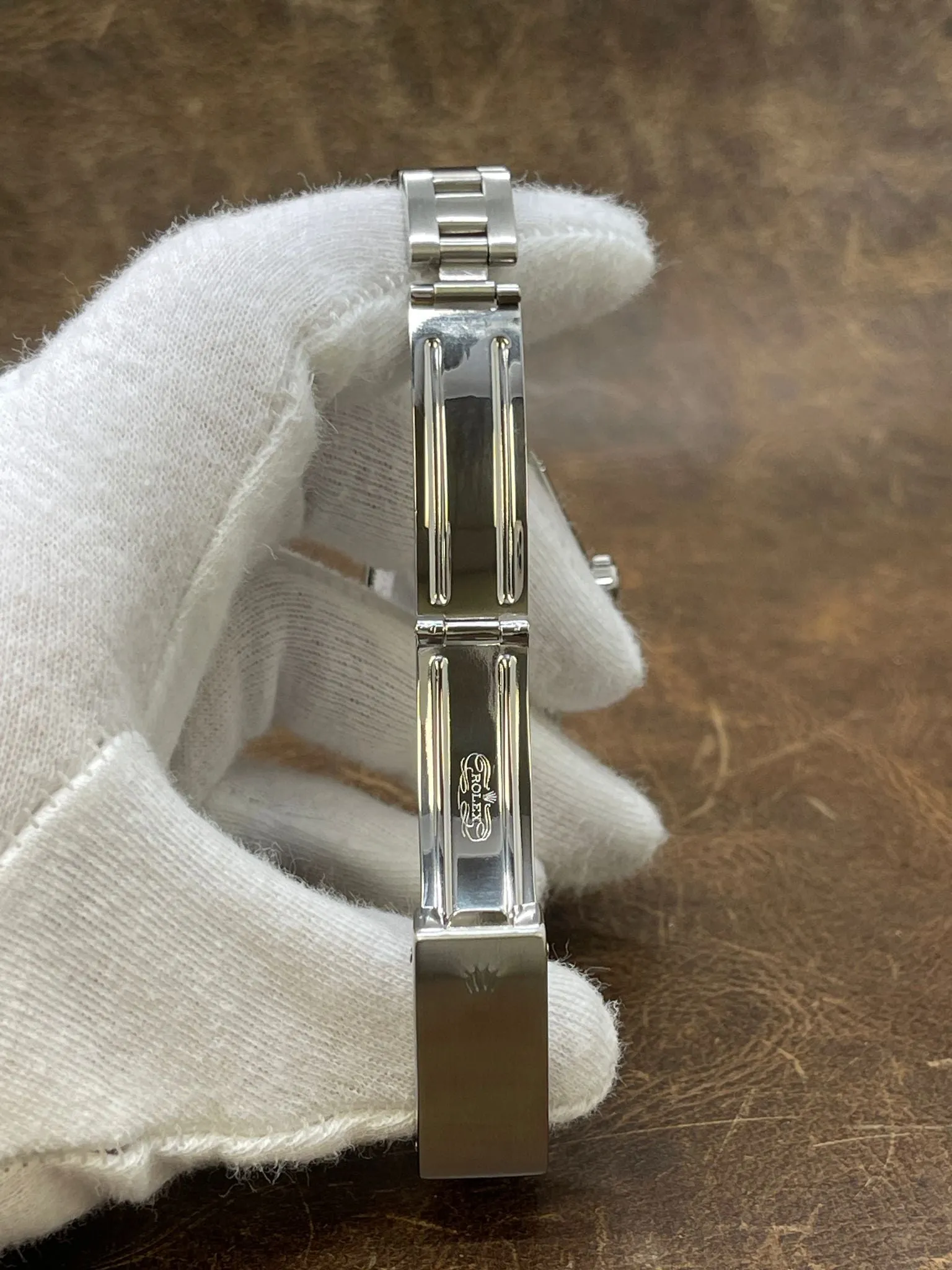 Rolex Oyster Perpetual 6723 Silver Dial Automatic Women's Watch