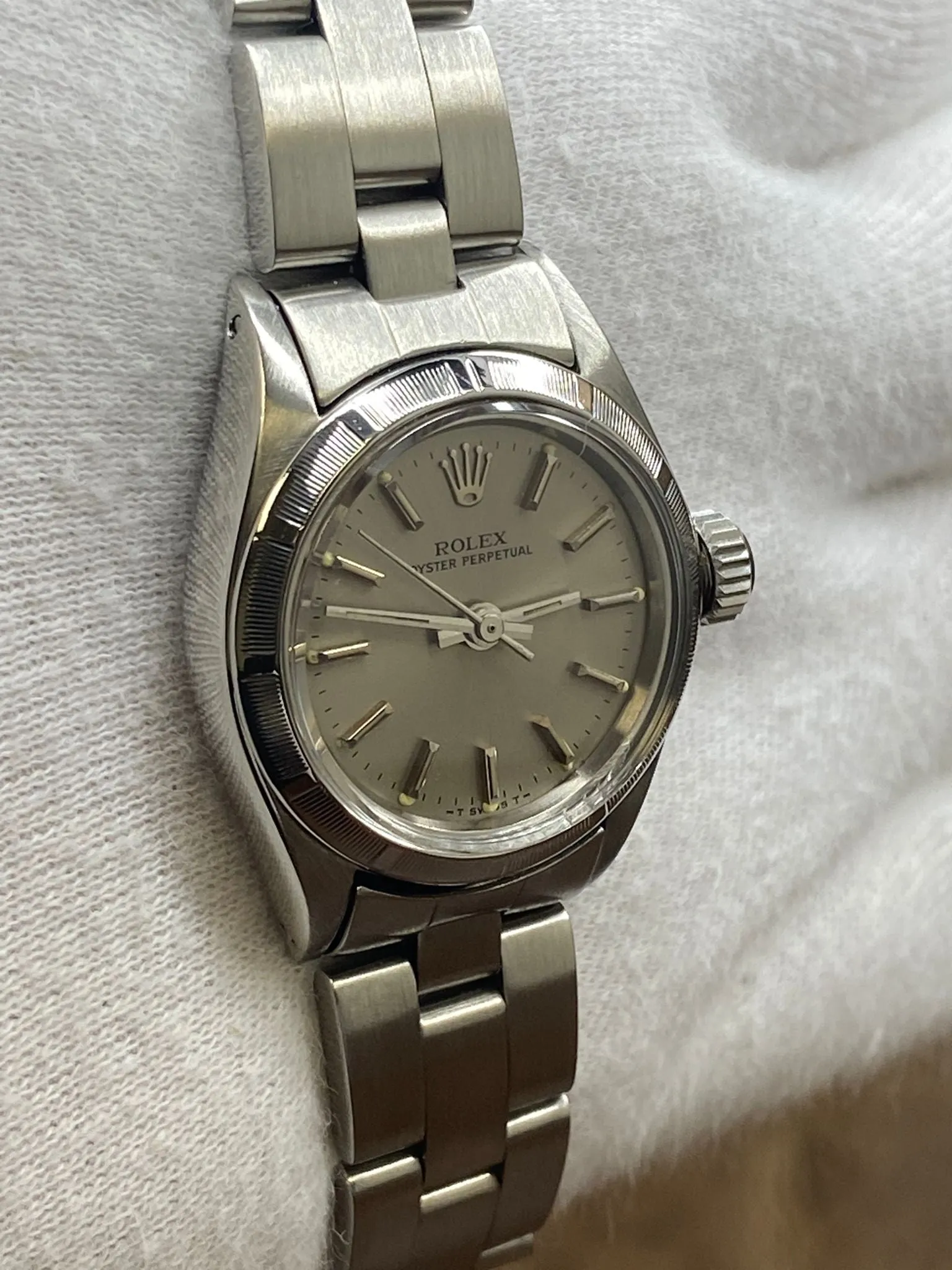 Rolex Oyster Perpetual 6723 Silver Dial Automatic Women's Watch