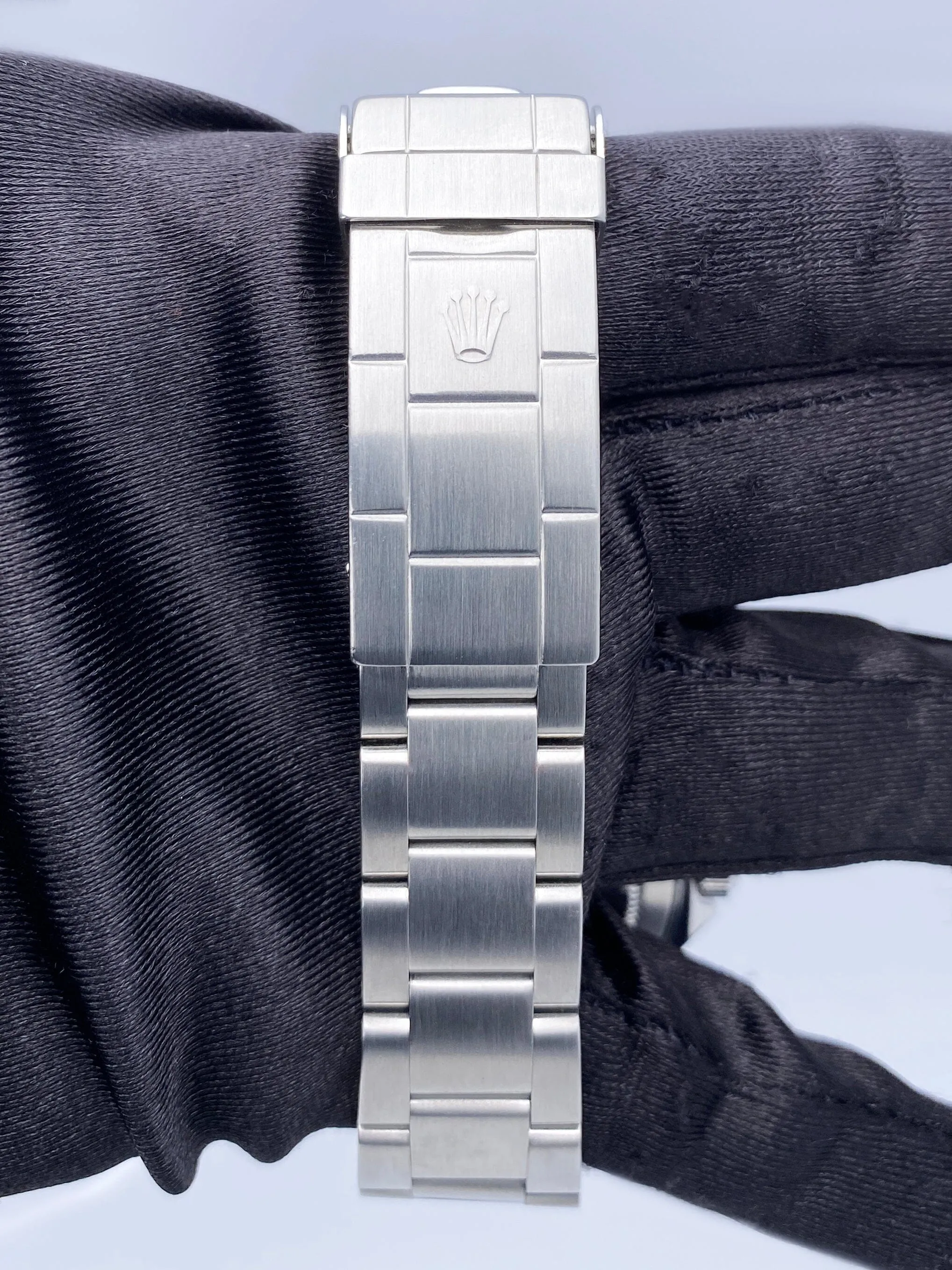Rolex Submariner 14060 No Date Mens Watch Box Papers