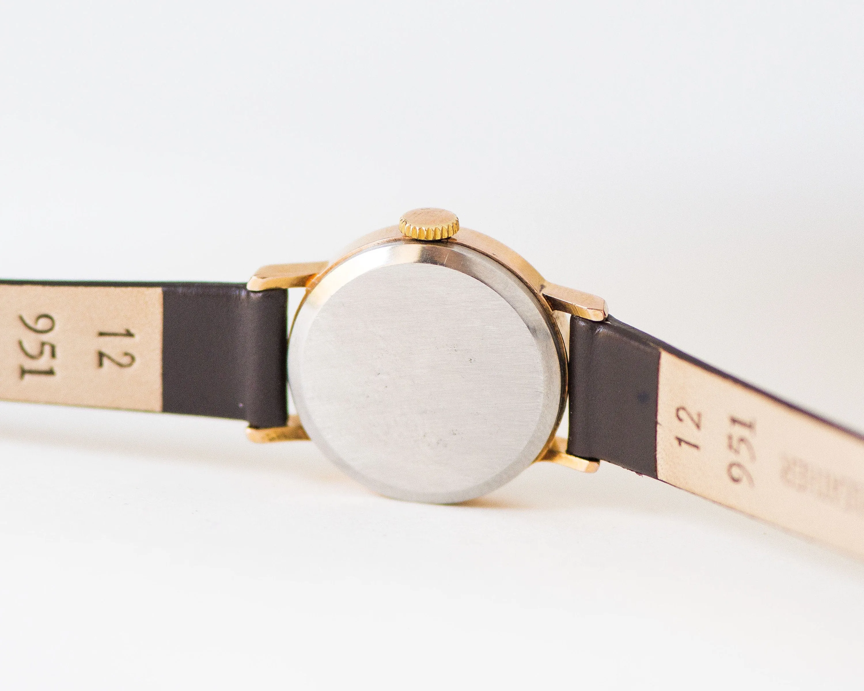 Roman numerals women's watch Ray gold plated, minimalist watch small round, women watch 80s, classical lady watch gift, new leather strap