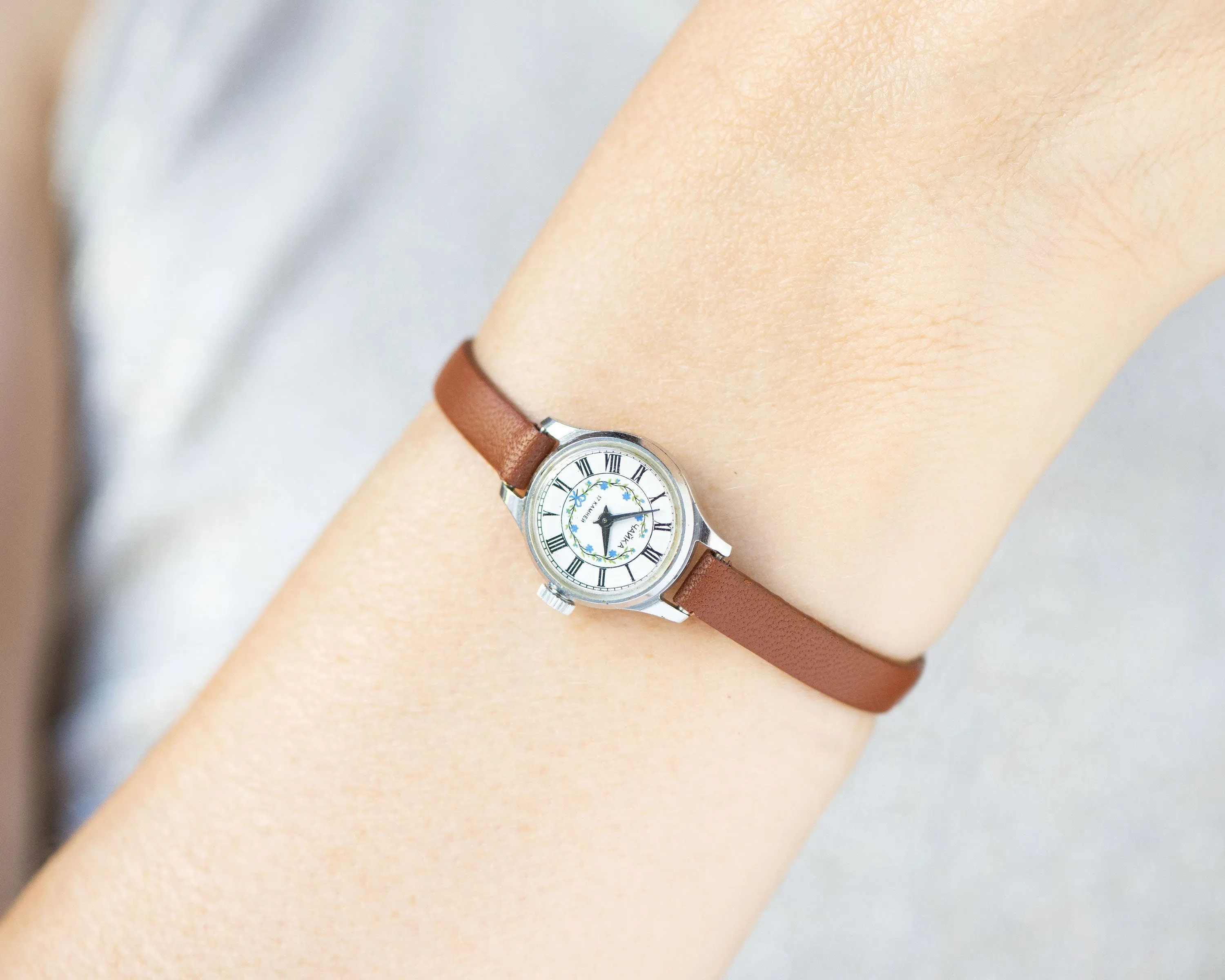 Small floral watch for women Seagull vintage, micro watch blue flowers, petite lady watch gift, classic tiny watch, new premium leather band