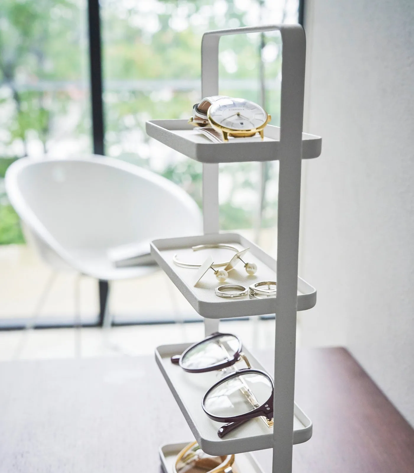 Steel Jewelry Stand
