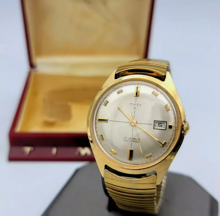 TIMEX 21 Jewels Watch Cal. M75 - Original BOX!