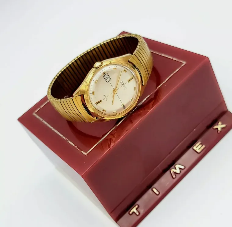 TIMEX 21 Jewels Watch Cal. M75 - Original BOX!
