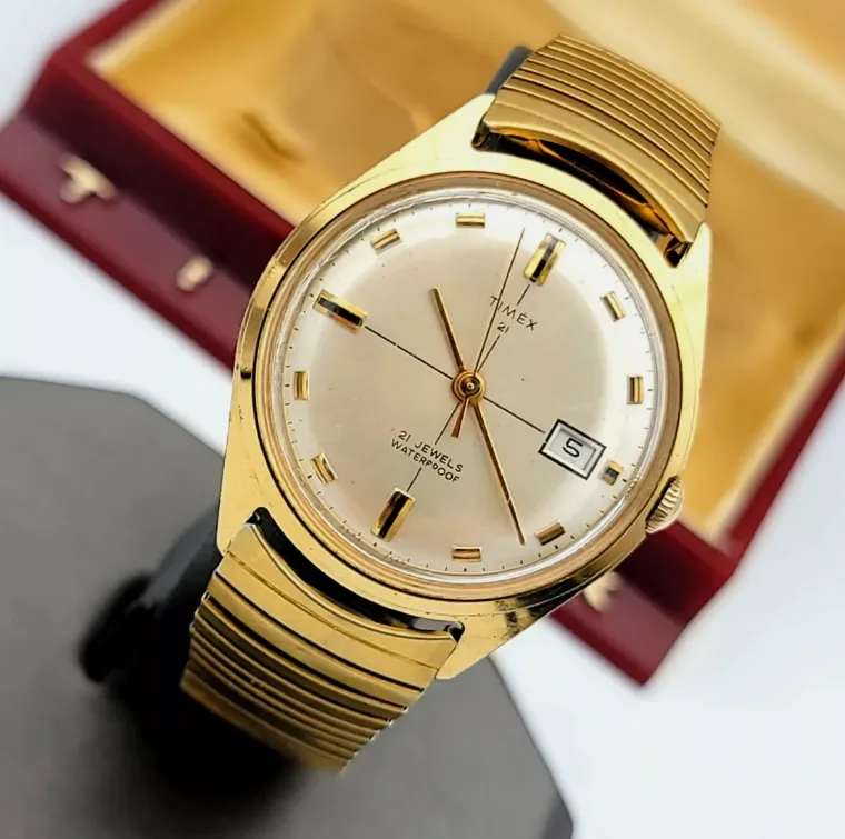 TIMEX 21 Jewels Watch Cal. M75 - Original BOX!