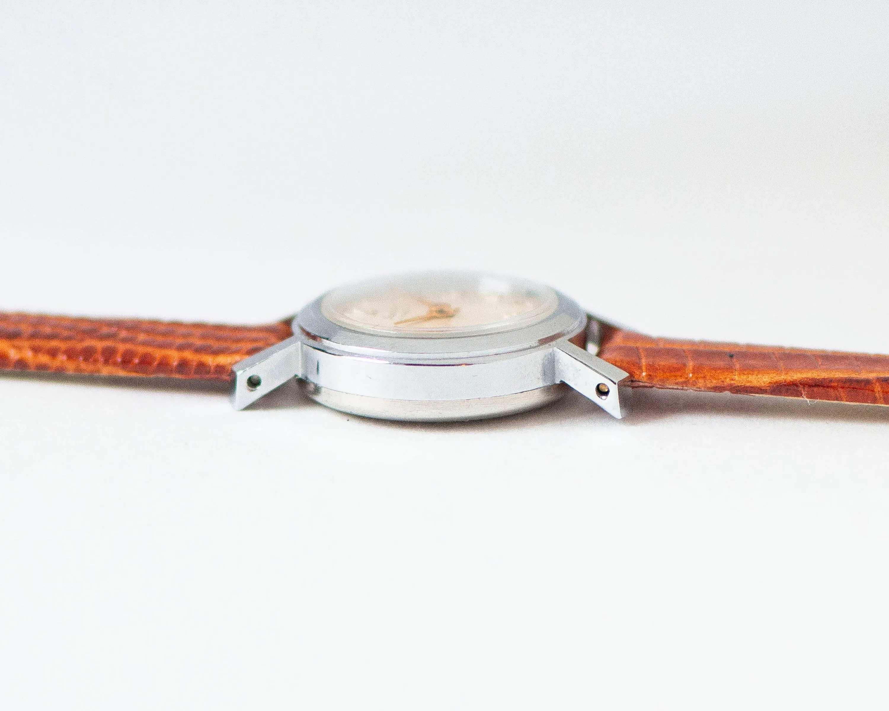 Unused retro dial women watch small Glory, silver shade wristwatch for women, jewelry wristwatch classic gift, new genuine leather strap