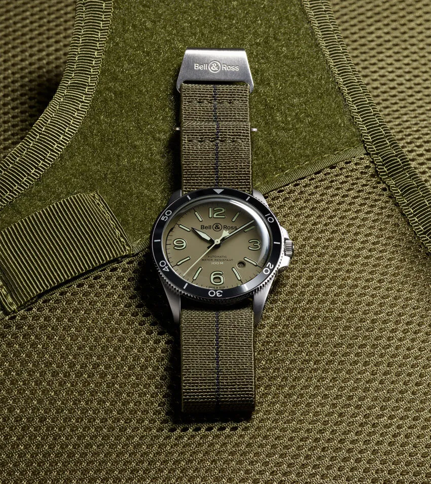 VINTAGE - BR V2 MILITARY GREEN