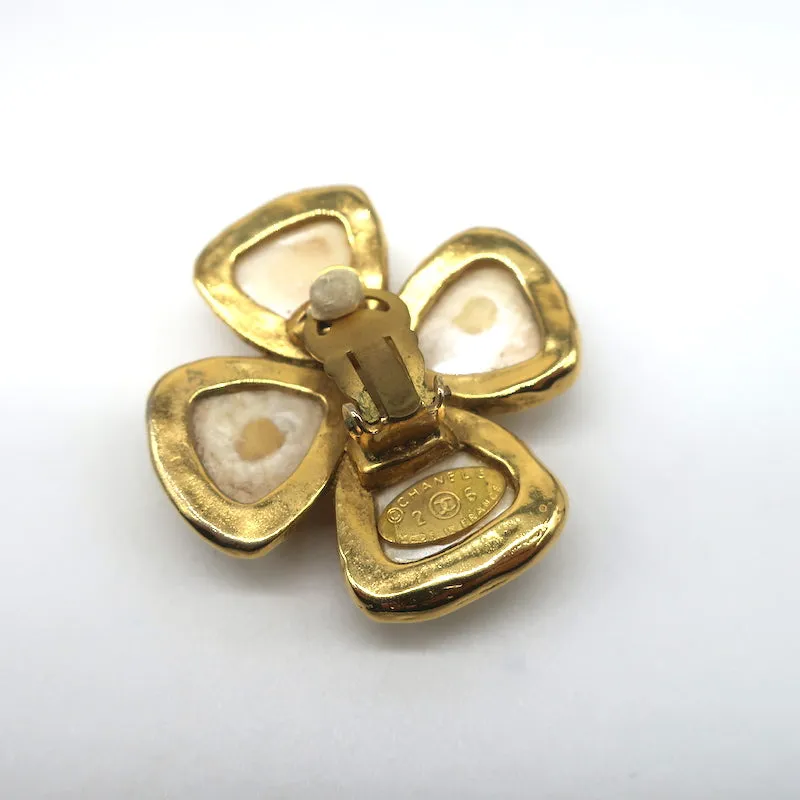 Vintage Chanel 1989 Faux Pearl Clover Clip-On Earrings Cream/Gold