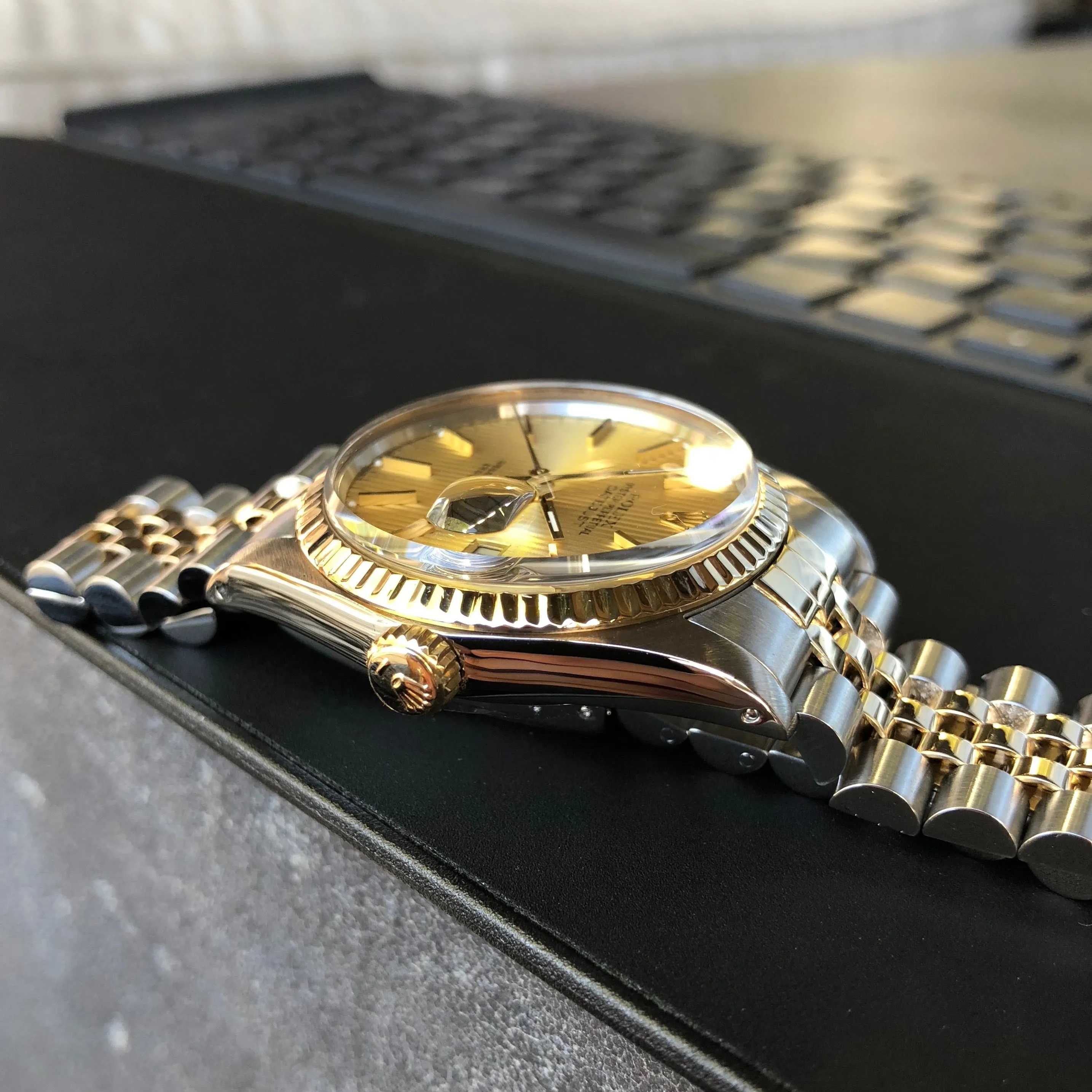 Vintage Rolex Datejust 16013 Champagne Tapestry Cal 3035 Oyster Perpetual Two Tone Steel Gold Wristwatch